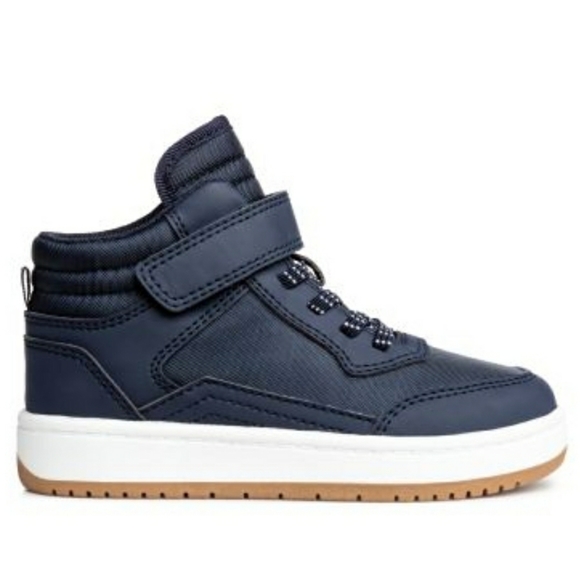 H&M - Picture 2 of 3